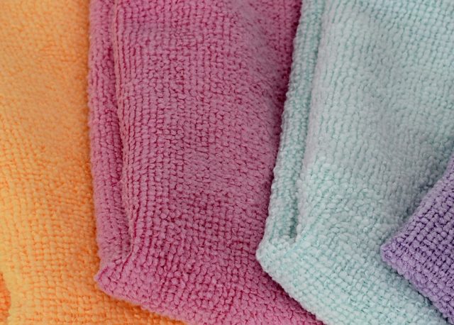 micro-fiber-cloth-2716116_1920
